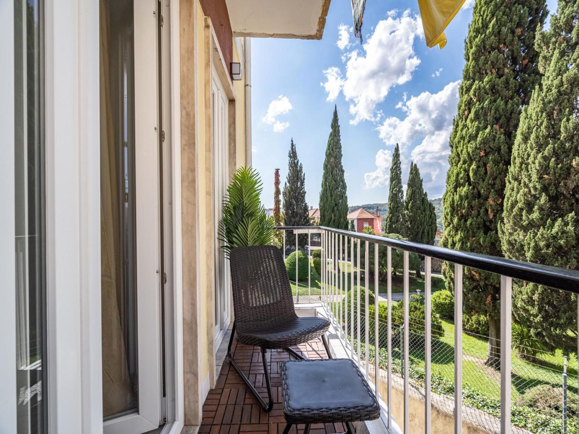 Apartment Akicity Campolide Wood Lisbon